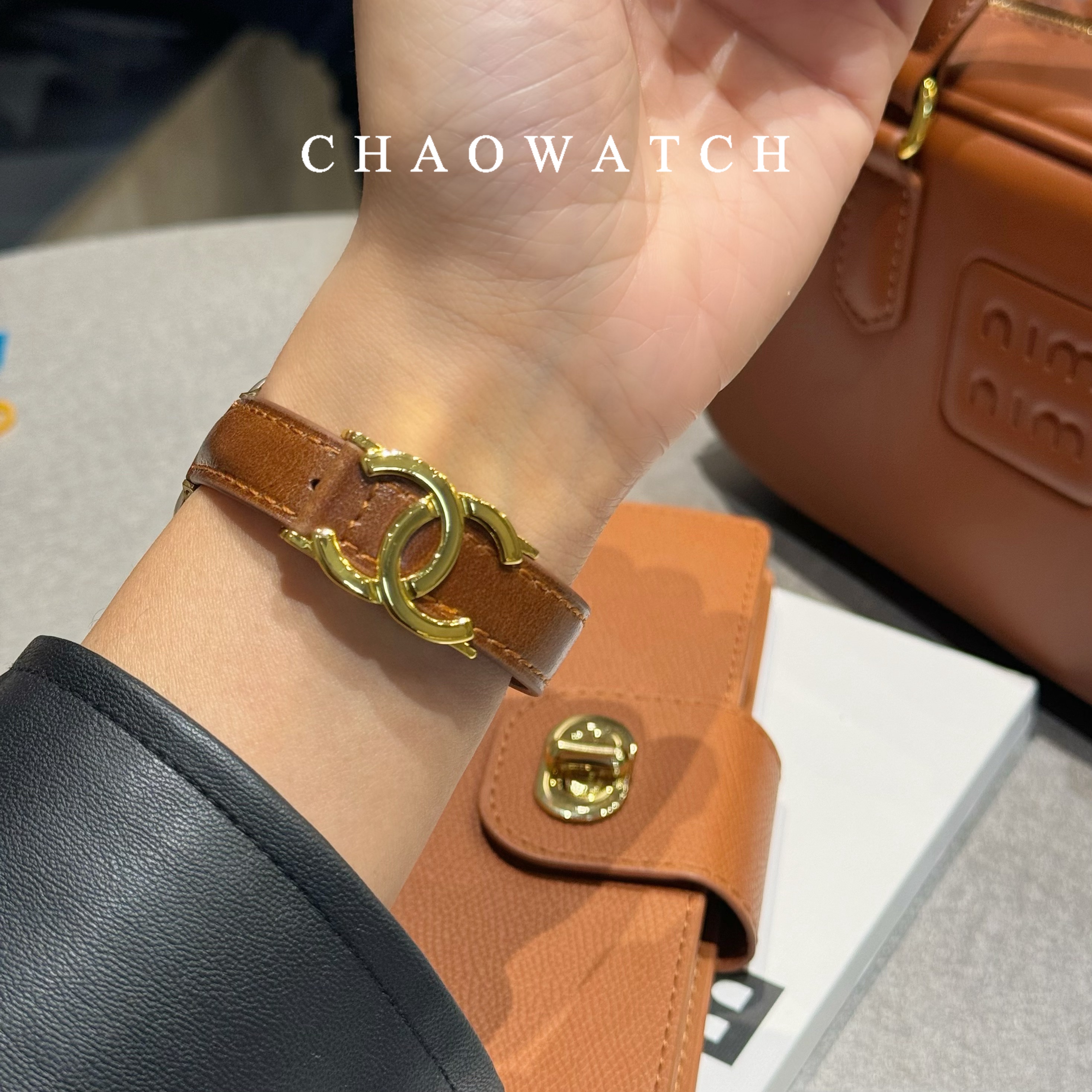 适用于苹果手表表带s10代apple女iwatch9磁吸C扣se真皮质876夏天