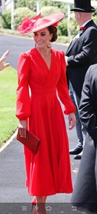 王妃同款喜庆红色礼服裙长袖性感V领大摆显瘦气质修身连衣裙