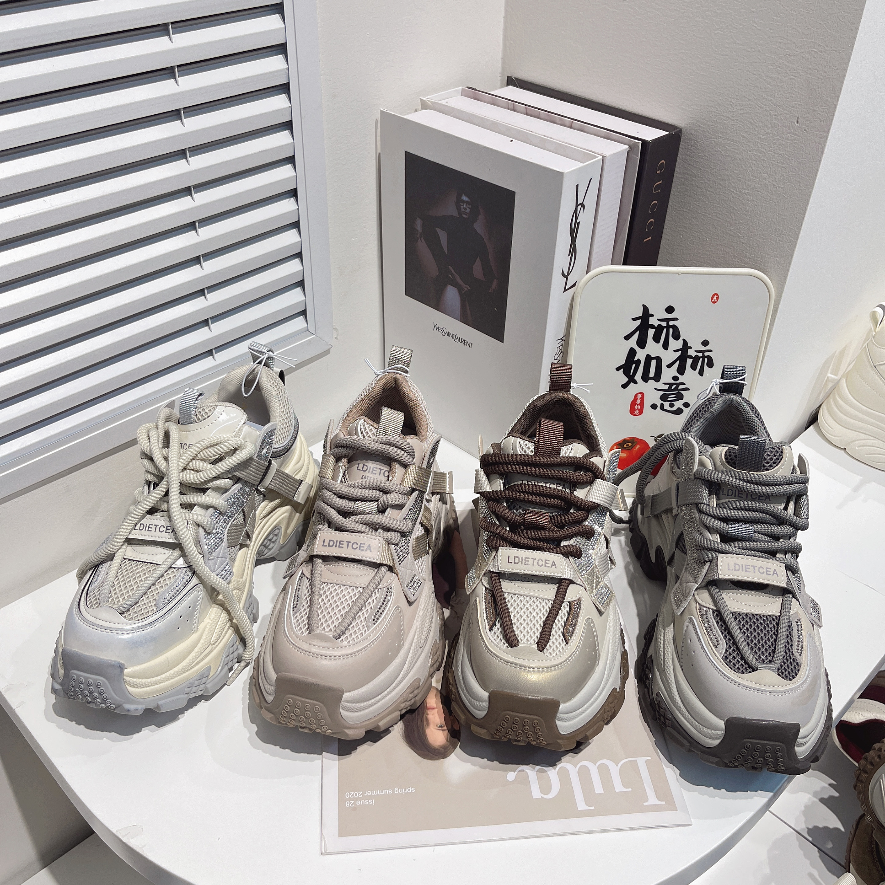 真皮牛皮!撤柜断码清仓女运动鞋老爹鞋厚底轻便舒适百搭系带2581