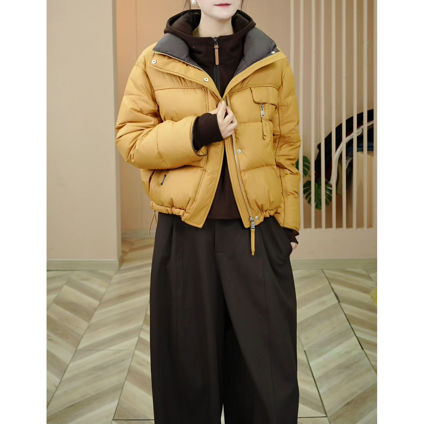 洋气小个子短款羽绒服女2025冬季新款妈妈宽松加厚保暖白鸭绒外套,女装/女士精品,羽绒服,淘宝优惠券,粉丝福利购,淘宝优惠卷