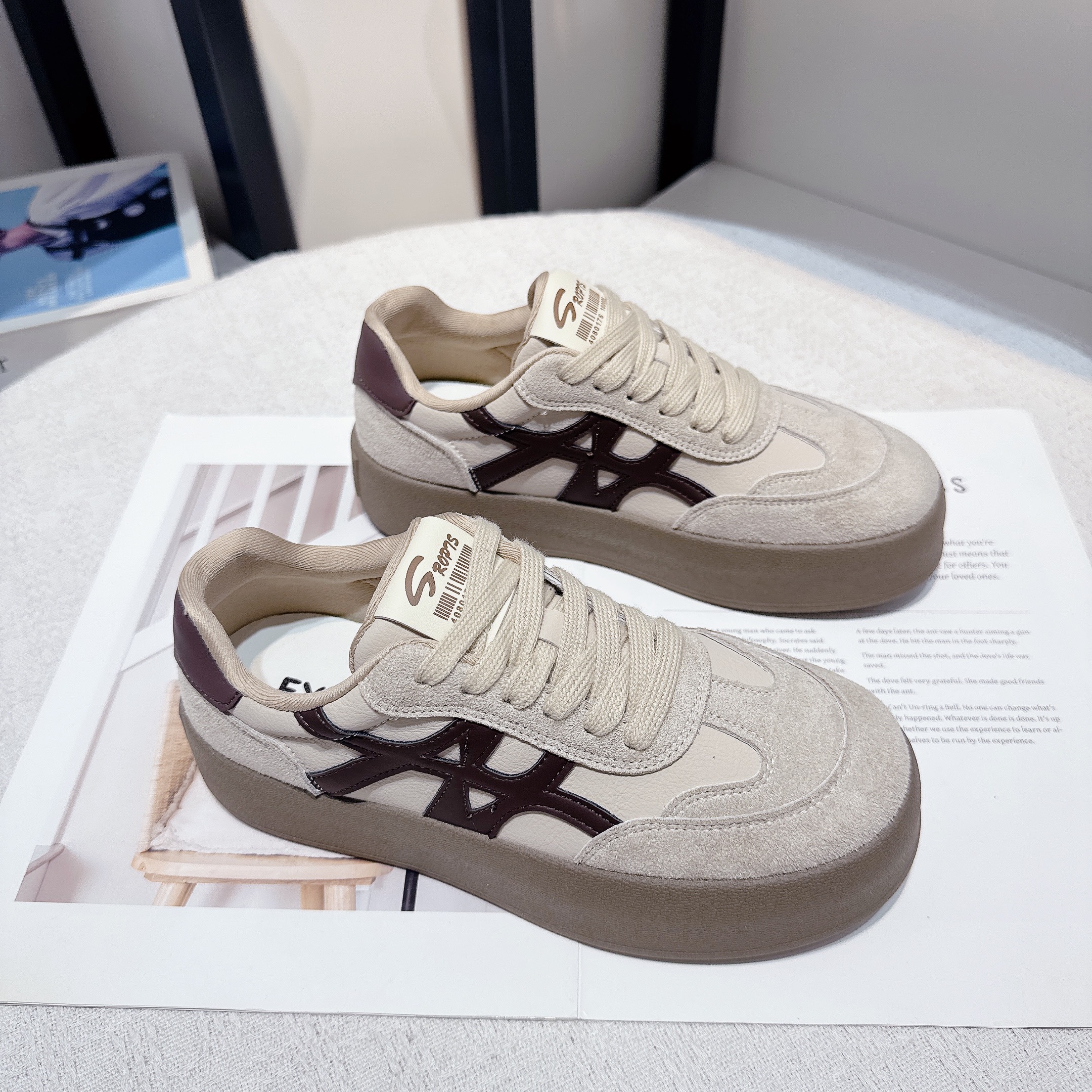 【送运费险】厚底增高休闲板鞋