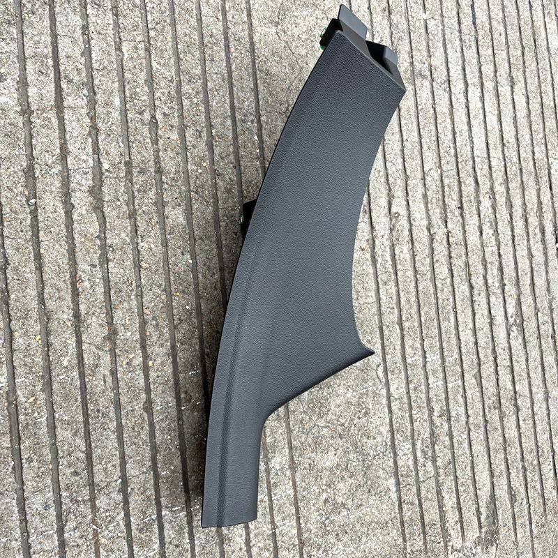 配17-22款全新君威门槛条