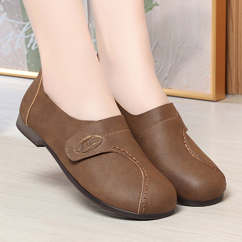 春新款妈妈休闲单鞋棕色中年平底真皮鞋41-43黑色中老年大码女鞋,女鞋,深口单鞋,淘宝优惠券,粉丝福利购,淘宝优惠卷