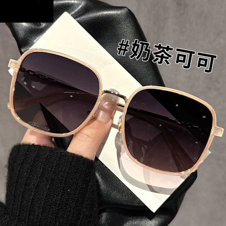时尚潮显白大脸显脸小墨镜女款