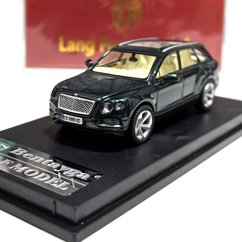 宾利添越合金164精致模型