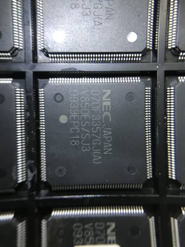 UPD70F3357GJ(A)-V850ES/SJ3 D70F3357 UPD70F3357原装批量可协商