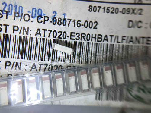 AT7020-E3R0HBAT/LF 2.4G陶瓷天线内置贴片天线 7*2mm