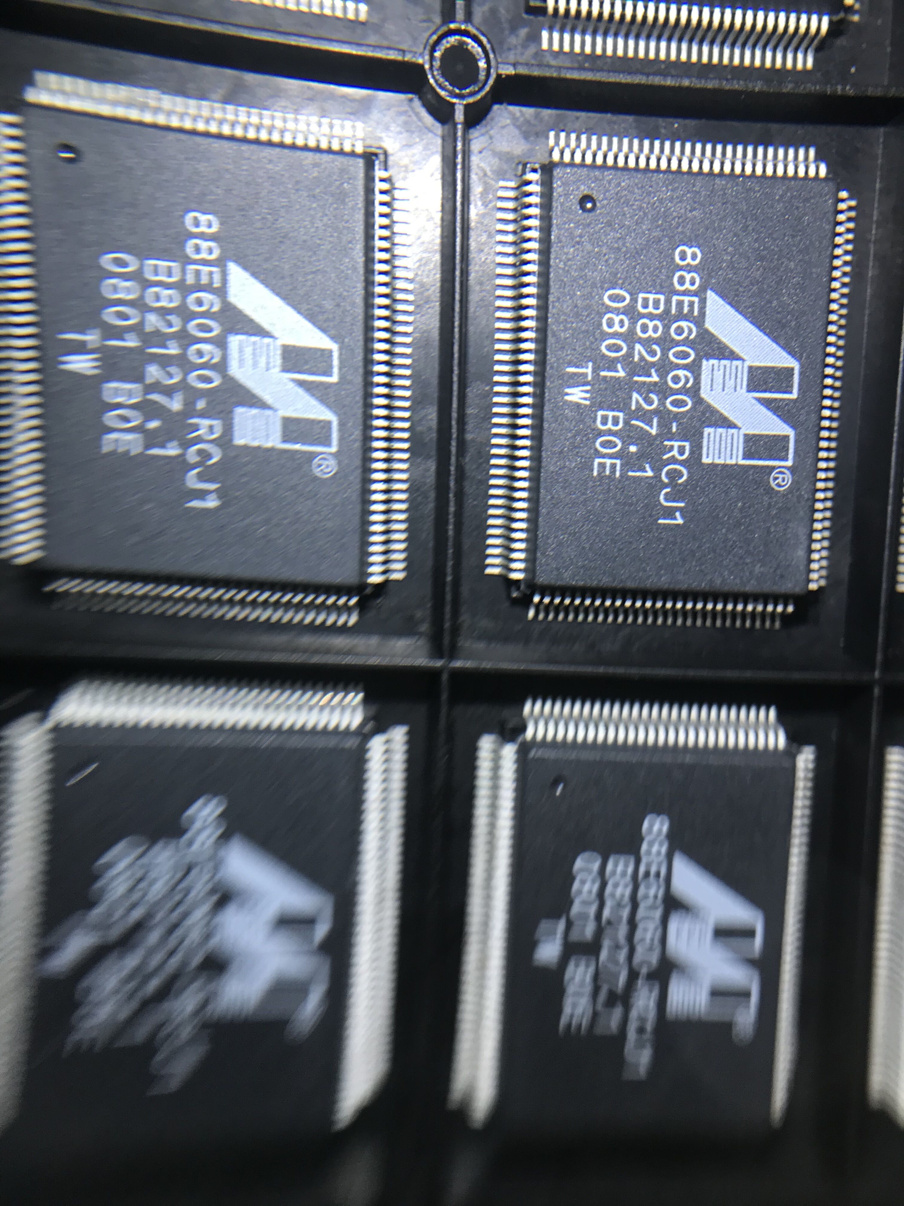 全新原装 88E6060-RCJ1 88E6060 5口交换机核心芯片 批量价格协商