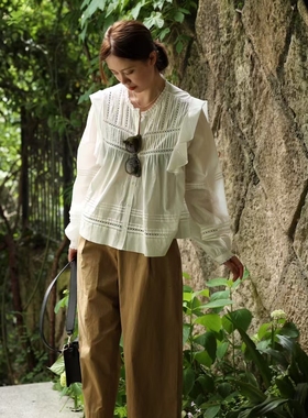 btbstudio 精美法式小衫儿 重工蕾丝 车褶巴里纱灯笼长袖上衣