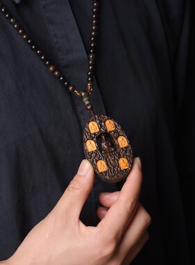 沉香木雕刻阿弥陀佛吊坠项链