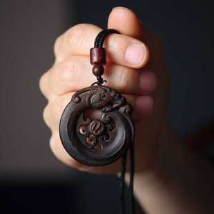 沉香木雕龙牌项链吊坠龙化龙情侣平安扣雕刻车挂随身原木挂件脖挂