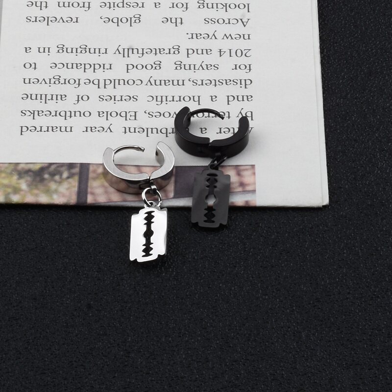 设计感个性刀片耳环潮酷男女耳钉钛钢朋克不掉色小耳扣无耳洞耳夹