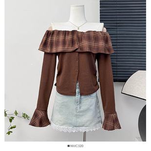 上海门店撞色拼接格子衬衫女2024秋季一字肩喇叭袖修身短款上衣