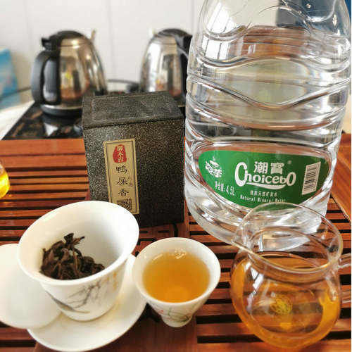 潮宝矿泉水 广东潮州凤凰山 泡凤凰单枞 岩茶乌龙柑普茶 第2箱8折