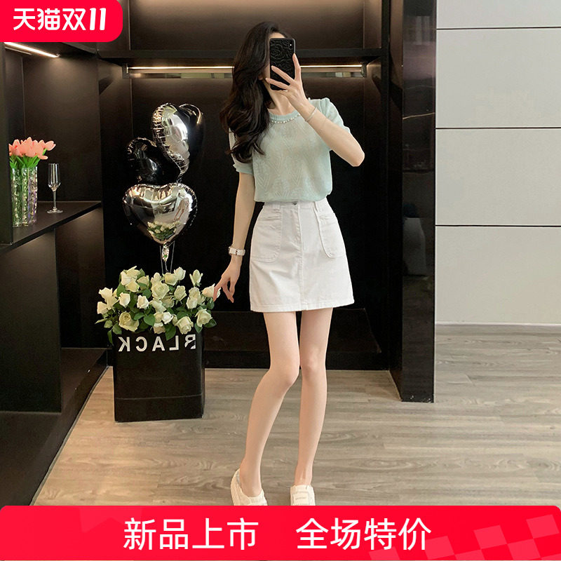 女装夏季套装2025新款爆款高级钉珠针织短袖上衣白色百搭牛仔短裙