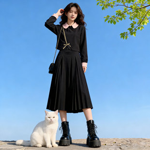 巨好看的早春套装裙女显瘦气质减龄娃娃领上衣高腰A字伞裙两件套