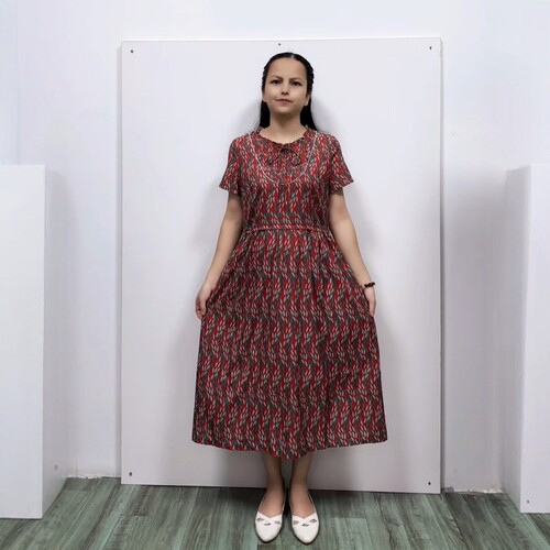 淑女风A字摆绢丝碎花中长连衣裙