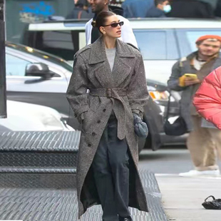Hailey Bieber朴彩英同款高级感黑灰色人字纹羊毛呢超长大衣外套