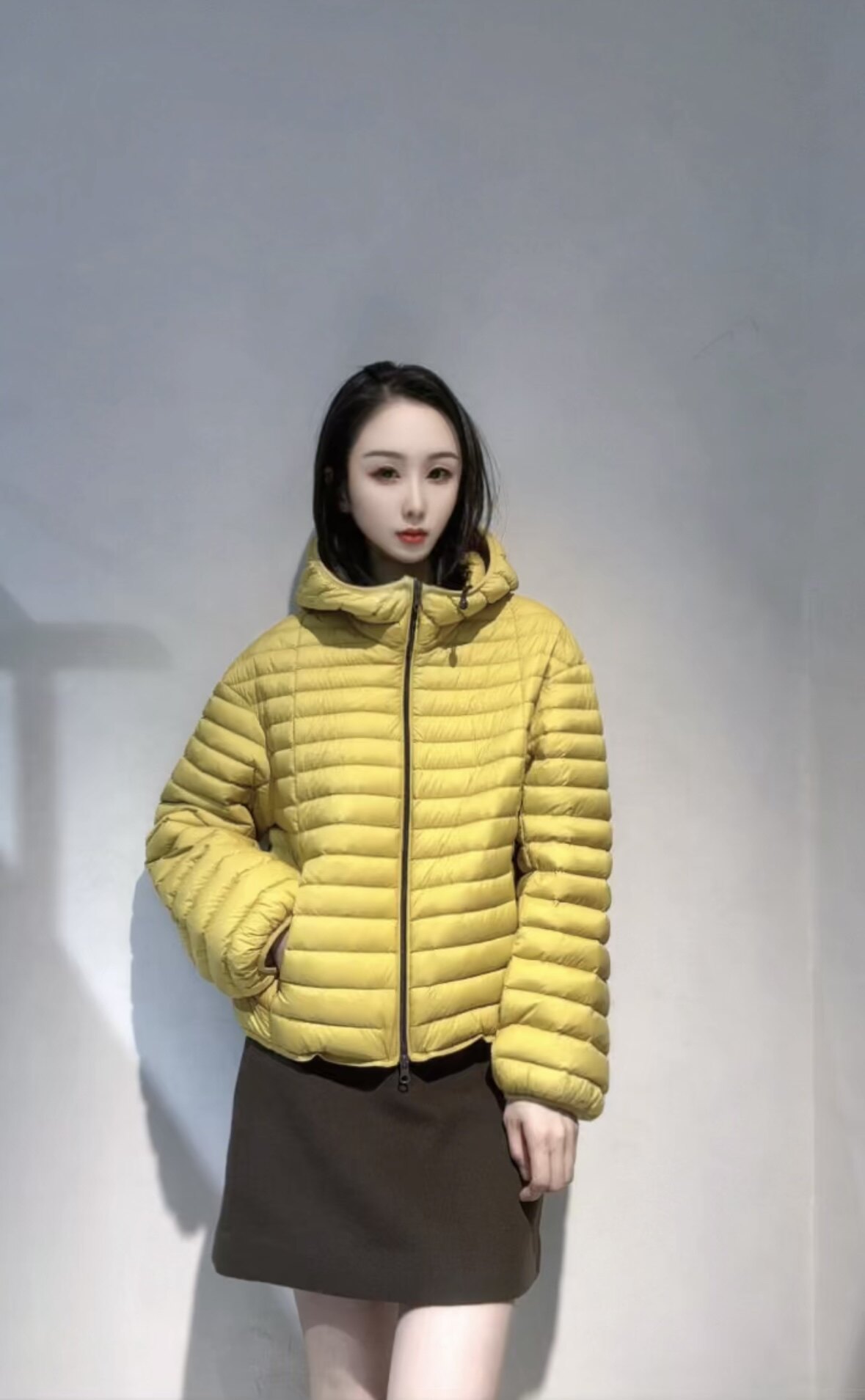 好迈26679韩系简约95白鹅绒羽绒服26秋冬连帽轻盈连帽白鹅绒外套