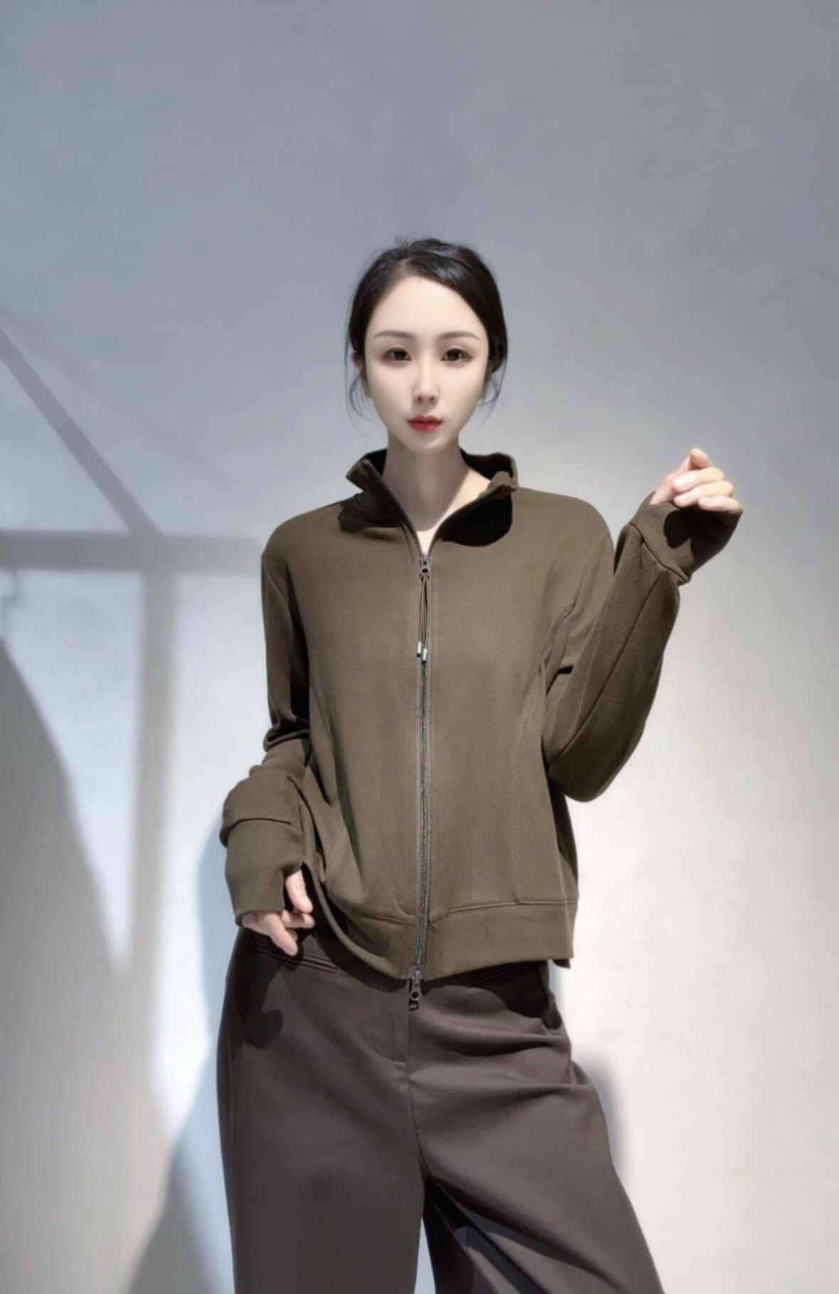 2026秋冬新款时尚洋气双拉链立领双面德绒卫衣女纯色百搭开衫外套