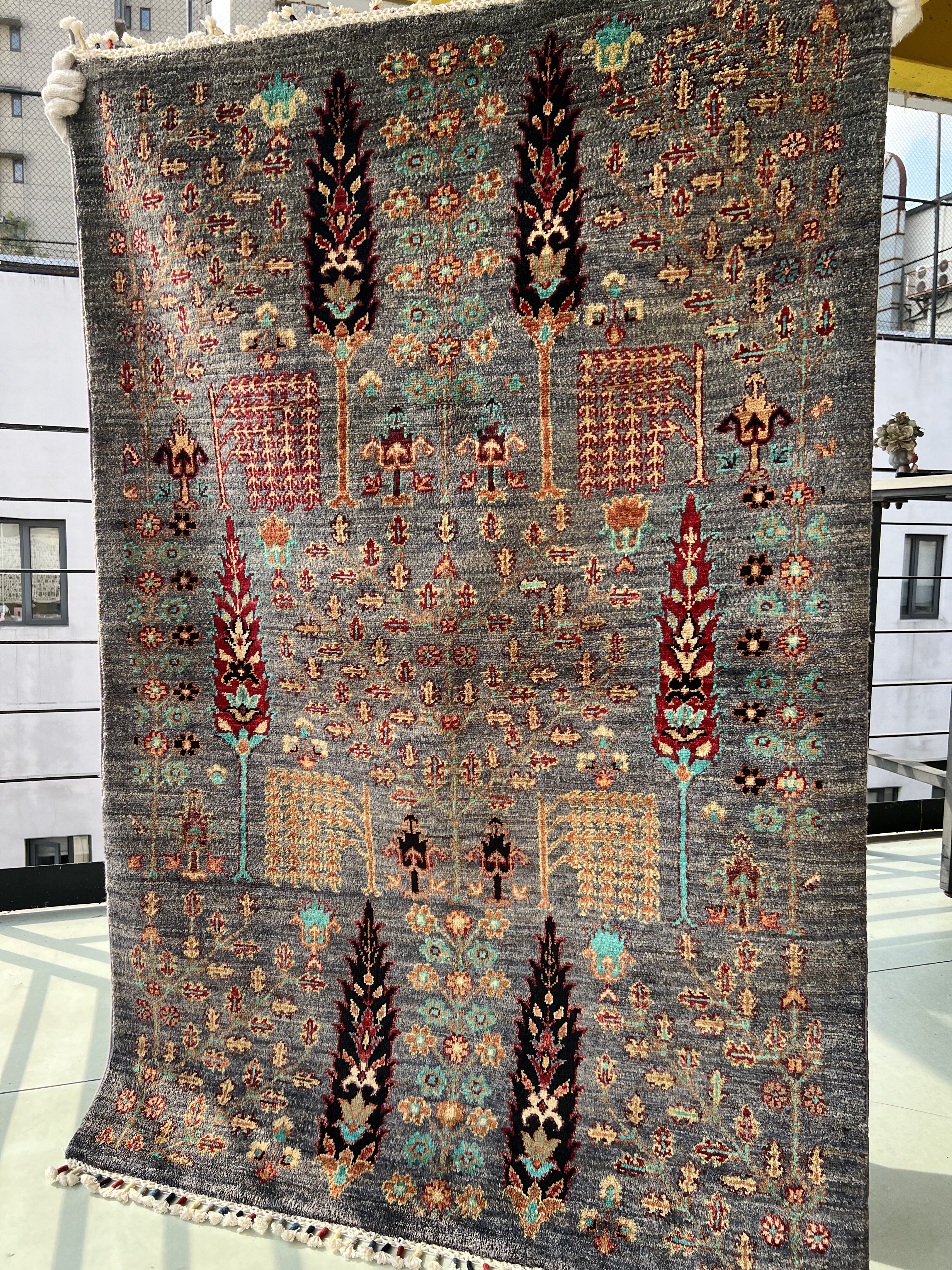 梭罗双树｜100*150左右蓝灰色手工打结地毯卧室床边毯装饰墙毯