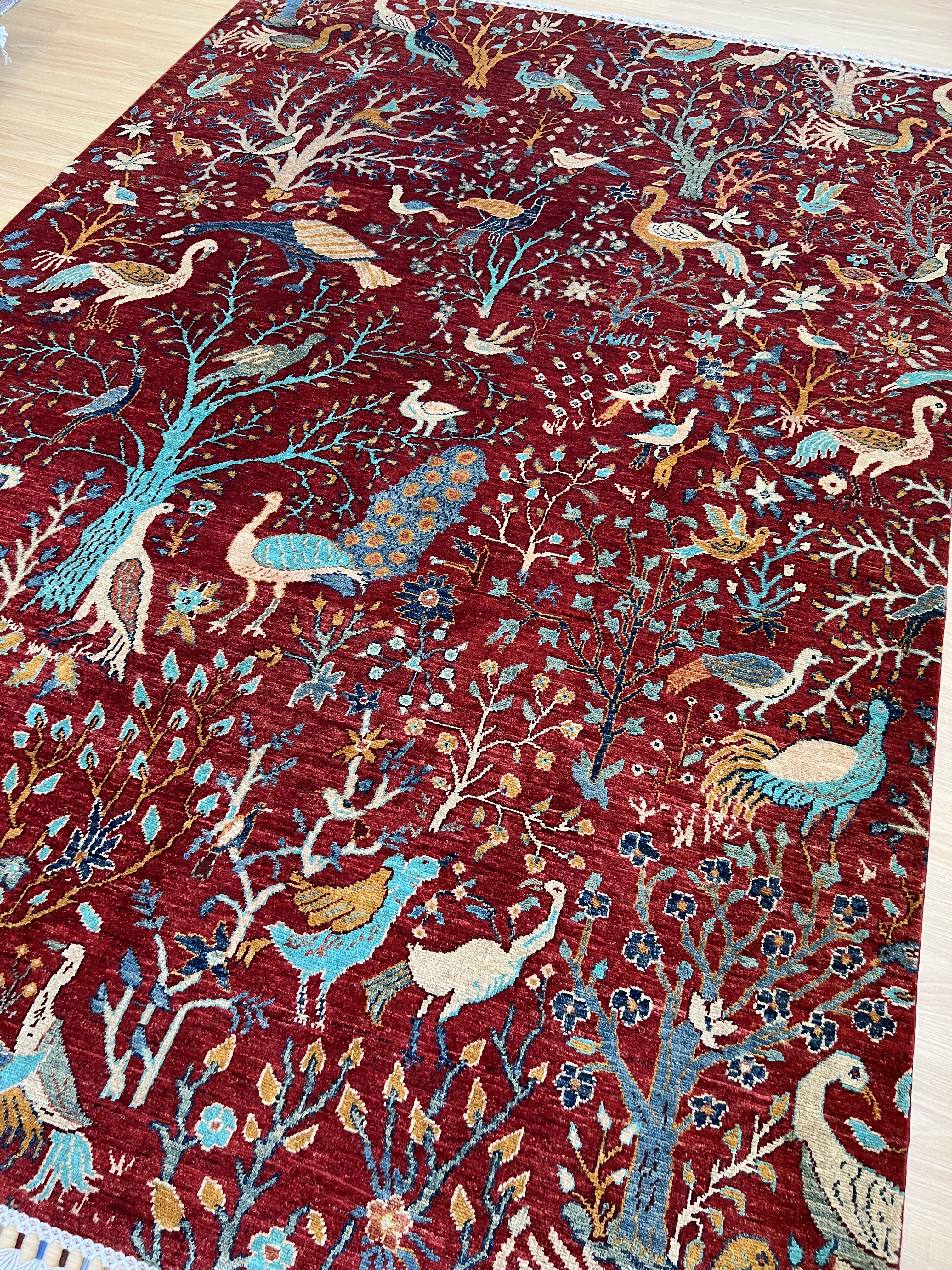 梭罗双树｜200*300左右手工打结羊毛地毯客厅大地毯红色 百鸟栖树