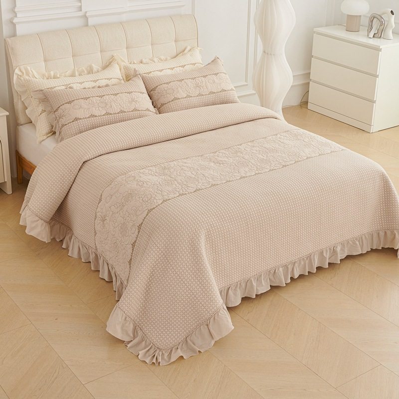 亲肤透气床盖纯棉木耳花边水洗简约纯色夹棉床裙泡泡棉床罩三件套