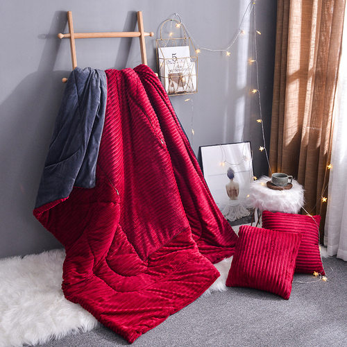 新款-魔法绒加厚双拼抱枕被 午休车用空调两用被靠垫被一件代发