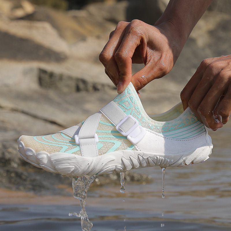 ‌跨境爆款沙滩鞋外穿厚底增高防滑凉鞋海边度假网红同款沙滩拖20