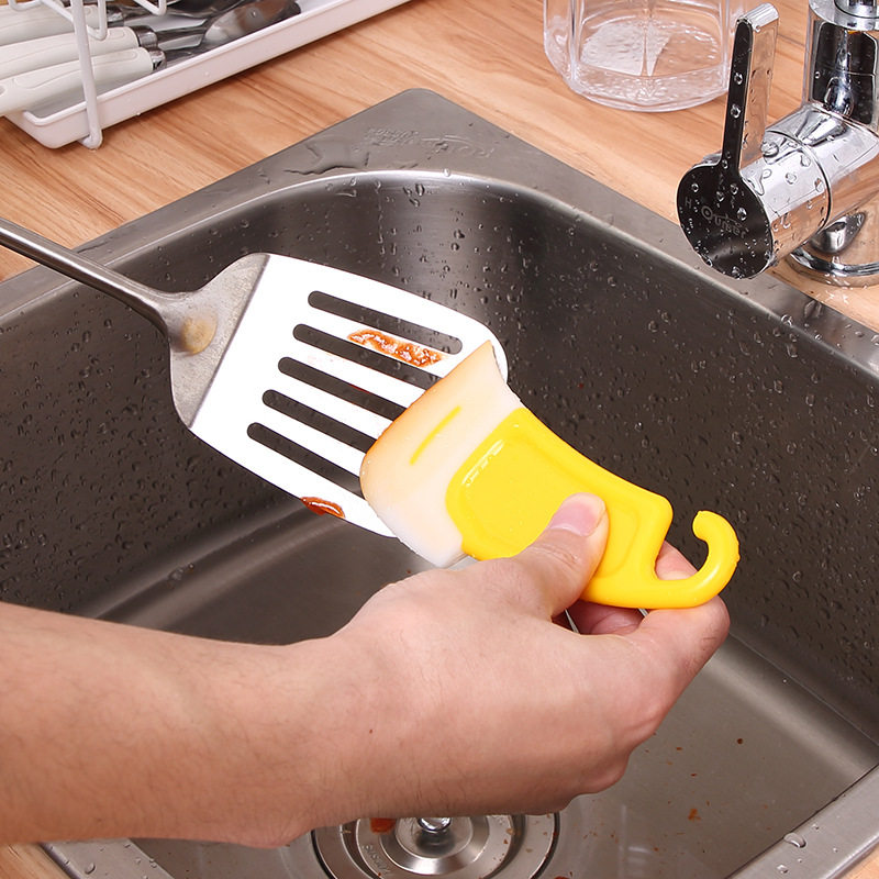 日本KM.1124 软胶盘底不粘油刮刀 刷锅 厨房清洁锅刷刮酱板