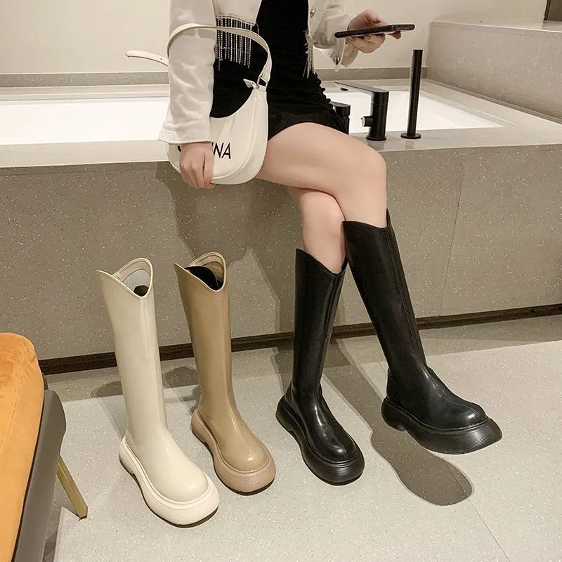 白色长筒靴女2022秋冬季新款时尚中筒骑士靴厚底高筒英伦风马丁靴