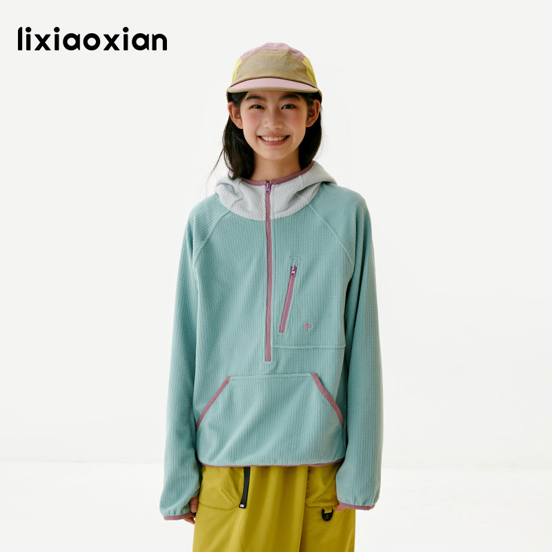 梨小闲原创女孩格纹肌理云朵卫衣