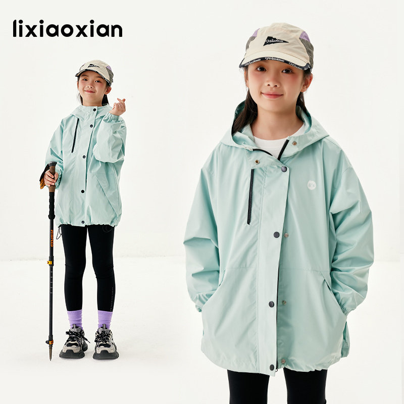 三合一机能面料外套梨小闲春秋