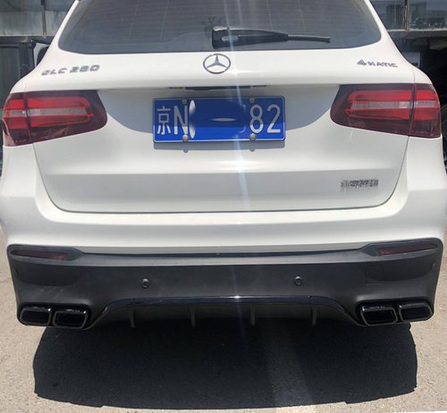 奔驰升级glc43竖条尾喉包围套件