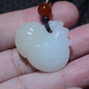 和田玉挂件 糖羊脂白玉生肖鸡吊坠8g 和田小玉