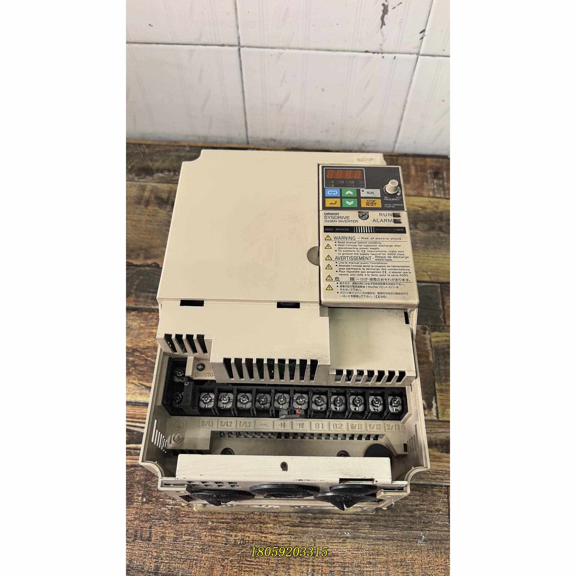 OMRON变频器3G3MV-A4055，原装正品，二手拆机，缺面议价