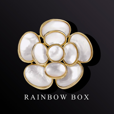 小香风山茶花玫瑰深海母贝胸针女