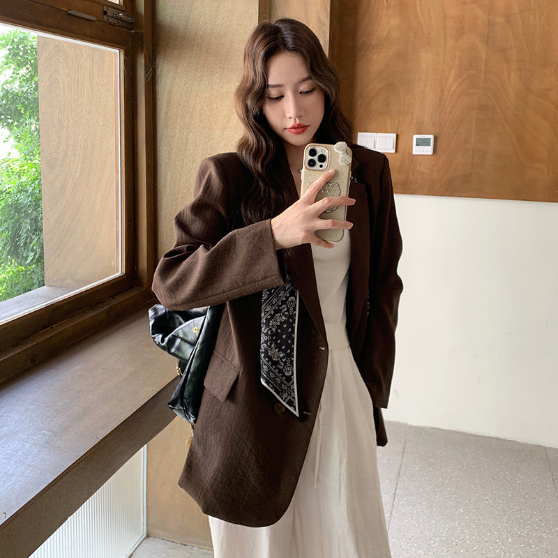 气质通勤咖色西装外套女春秋季2025新款流行漂亮百搭高级感小西服,女装西装,2C339