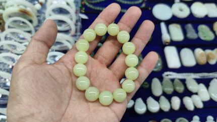 阿达西和田玉青海黄口料14mm*15个手链