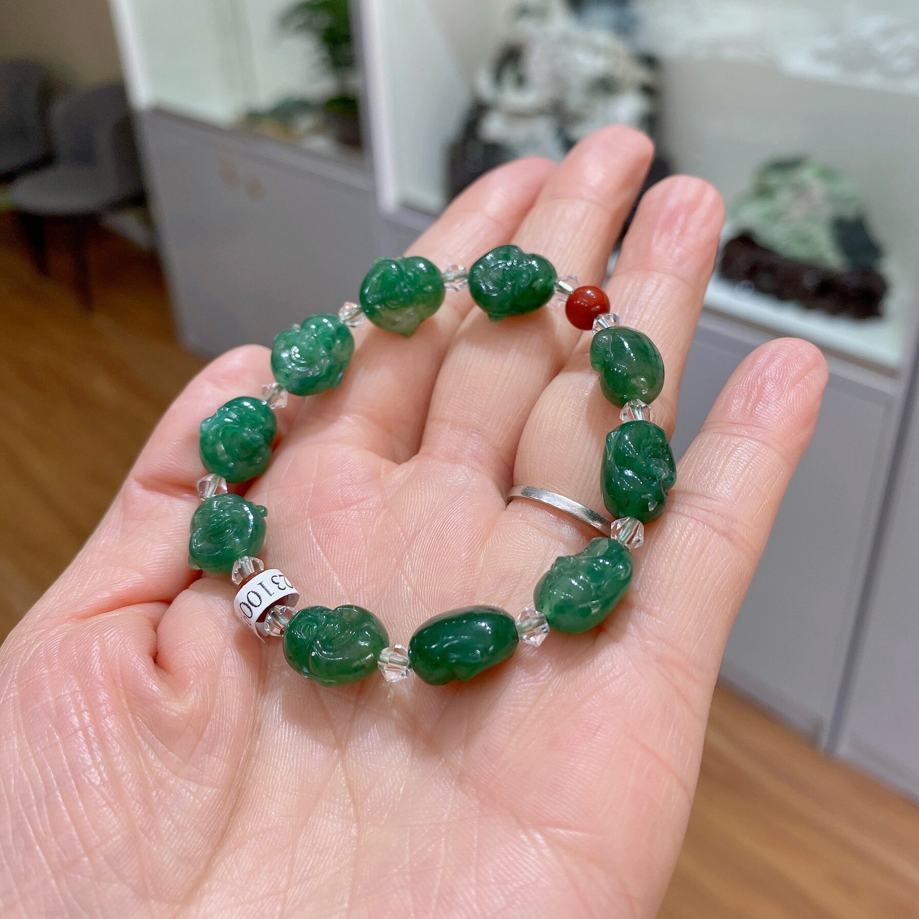 可言珠宝天然老坑细腻透水祖母绿独山玉南阳翡翠精美佛头手链