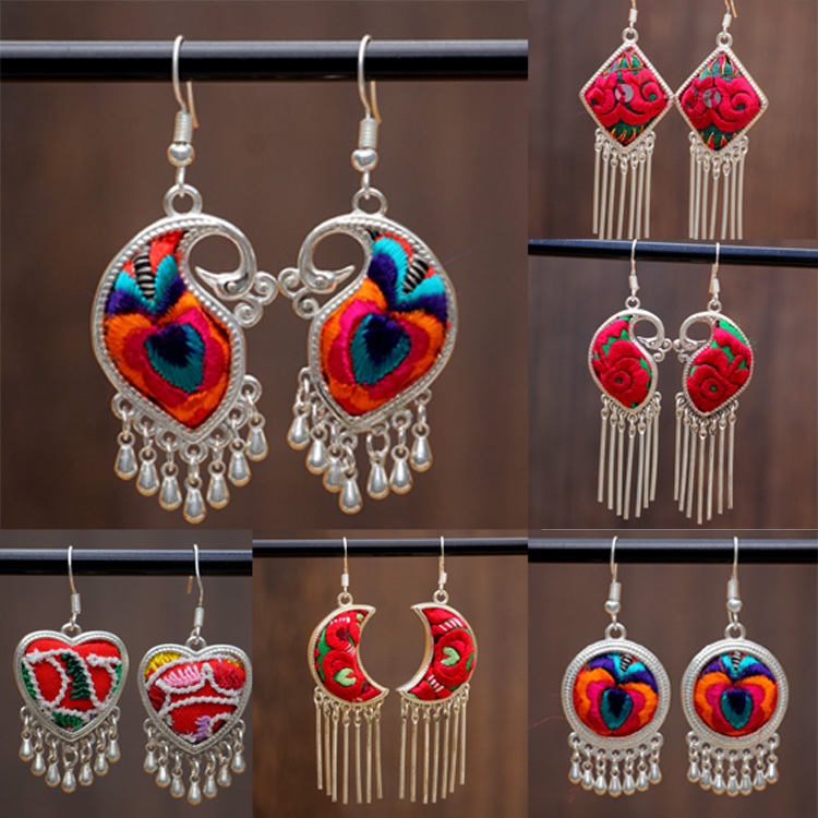 民族风复古耳饰品苗银流苏老绣片耳环女式耳饰百搭款水滴文艺耳坠