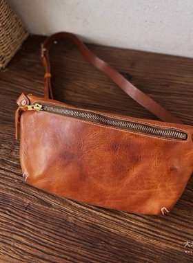 手工暗黑GUIDI风复古牛皮男生单肩斜挎包机车质感胸包斜肩背包潮