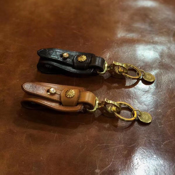 手工牛皮鹰嘴扣钥匙扣挂件男士复古腰挂皮带潮酷汽车钥匙圈环精致