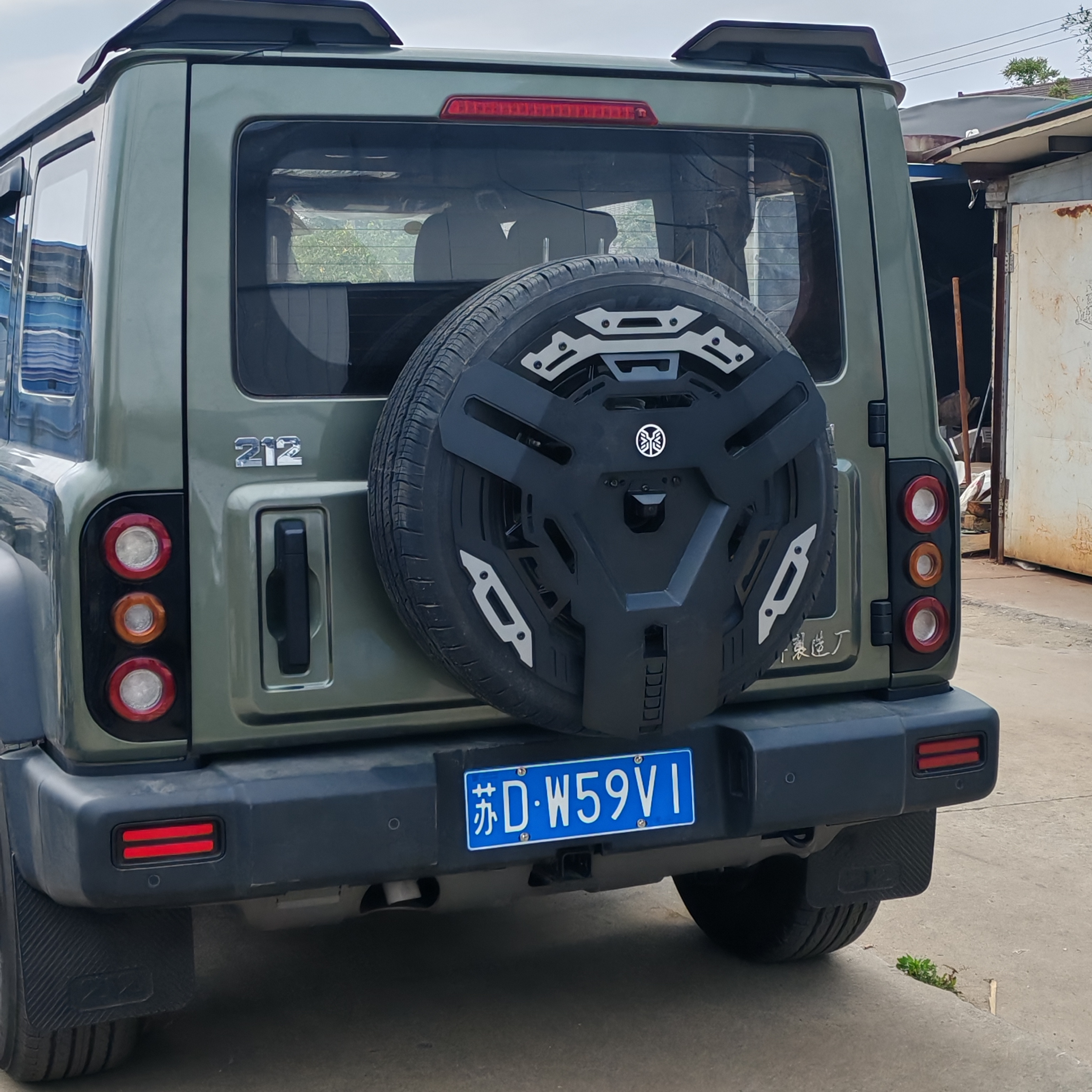 牧馬人坦克212烈馬BJ40備胎拓展