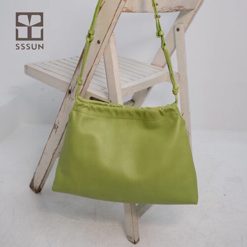 SSSUN三日皮具中号阶梯单肩斜挎