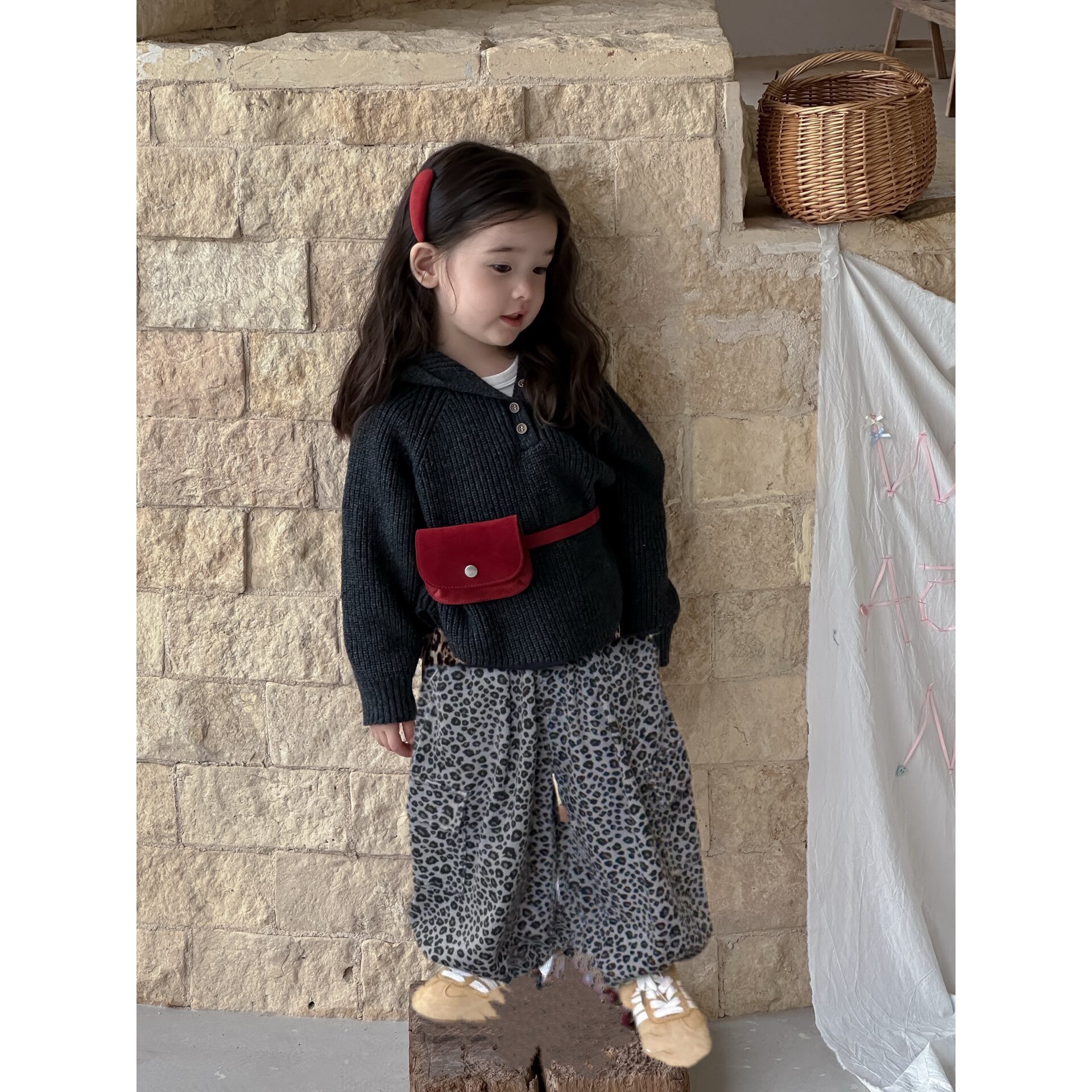 秋款套头连帽毛衣豹纹卫裤婴儿婴童女宝宝外出服韩系百搭