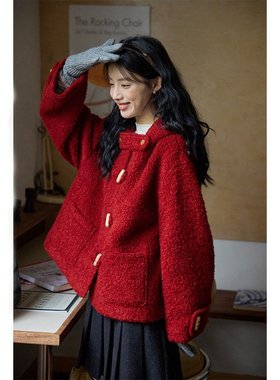 日韩Nov elist什一 红色牛角扣短款连帽大衣秋冬高级感圈圈毛呢外