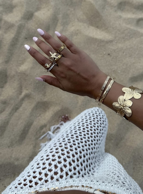 欧美风时尚ins风小众设计感金属花朵戒指女个性夸张简约手镯套装