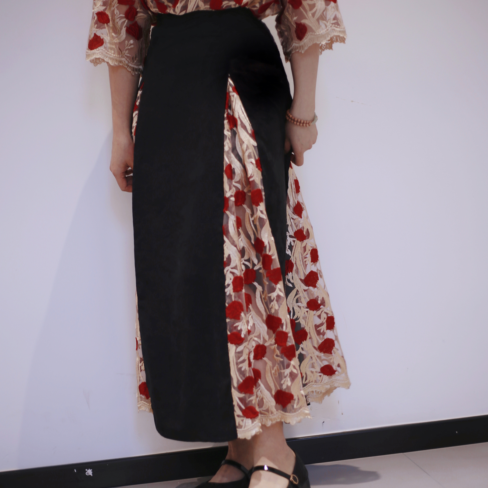 真大鱼玫瑰枝蔓拉链腰三裥裙改良