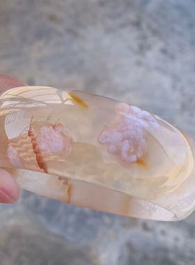 天然水晶龙纹百搭转好运玛瑙手镯